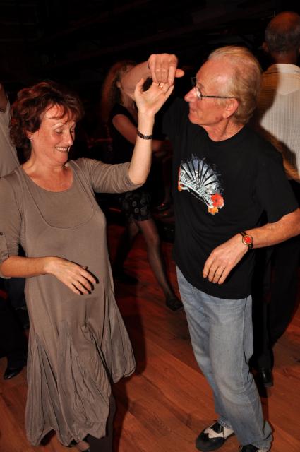 min 2010 10 17 station danse 079
